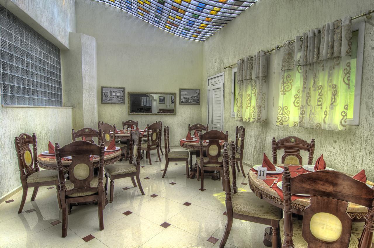 Hotel Ville Des Roses Blida Zewnętrze zdjęcie